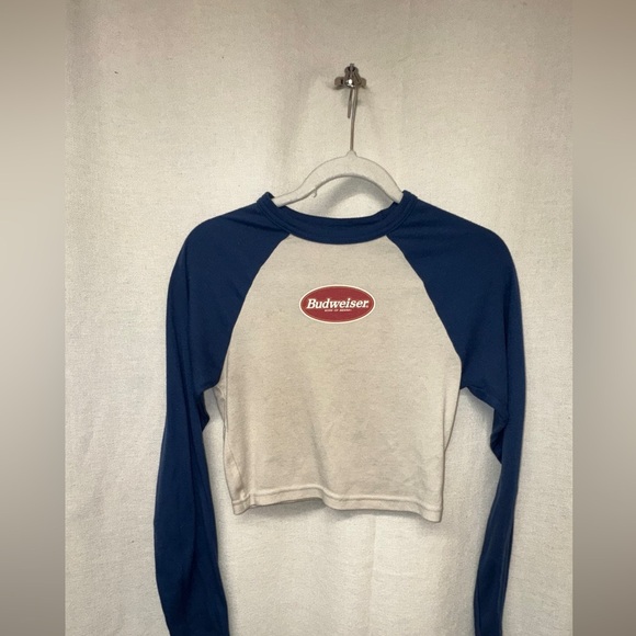 Pacsun Budweiser Women's LongSleeve Blue and Cream Raglan Top Size Small - Picture 2 of 5